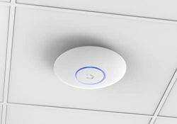 Punto de acceso Wi-Fi Ubiquiti UAP-AC-LITE